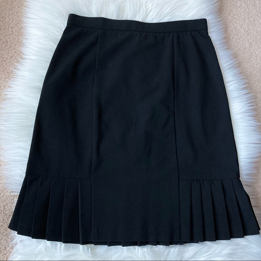 East 5th Women’s Secretly Slender Pleated Black Skirt